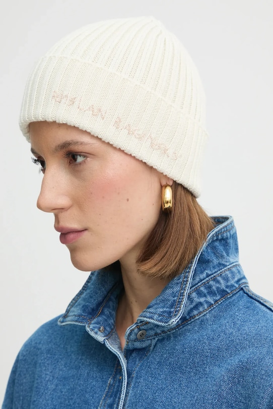 Шерстяная шапка Ruslan Baginskiy, бежевый
Шерстяная шапка Ruslan Baginskiy, бежевый