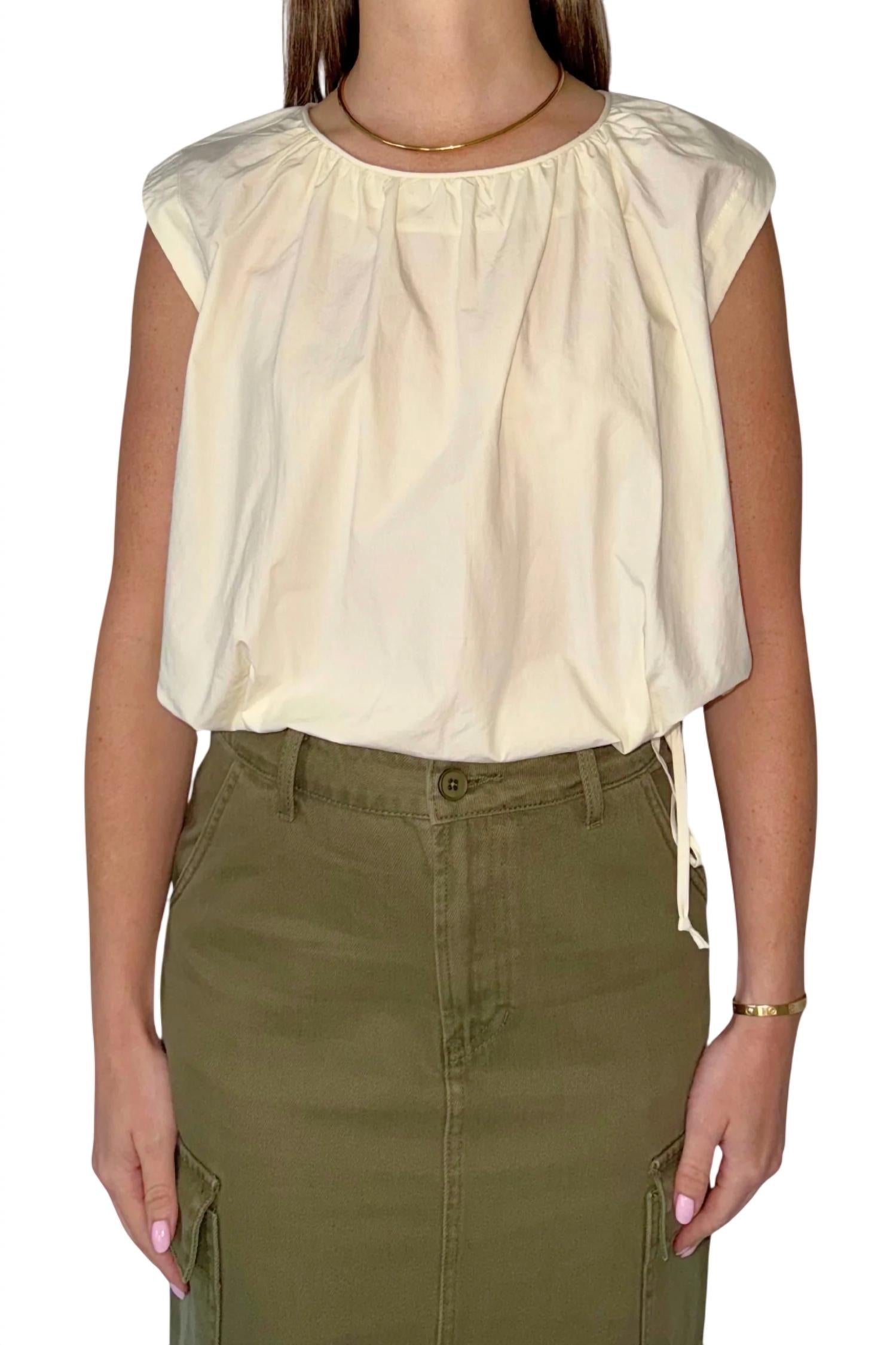 Топ без рукавов с завязками на талии кремового цвета By Together
Топ без рукавов с завязками на талии кремового цвета By Together