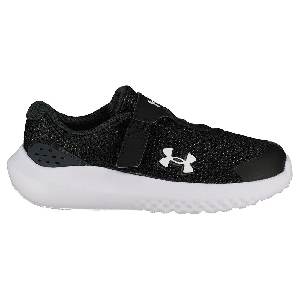 Кроссовки Under Armour BINF Surge 4 AC, черный
Кроссовки Under Armour BINF Surge 4 AC, черный