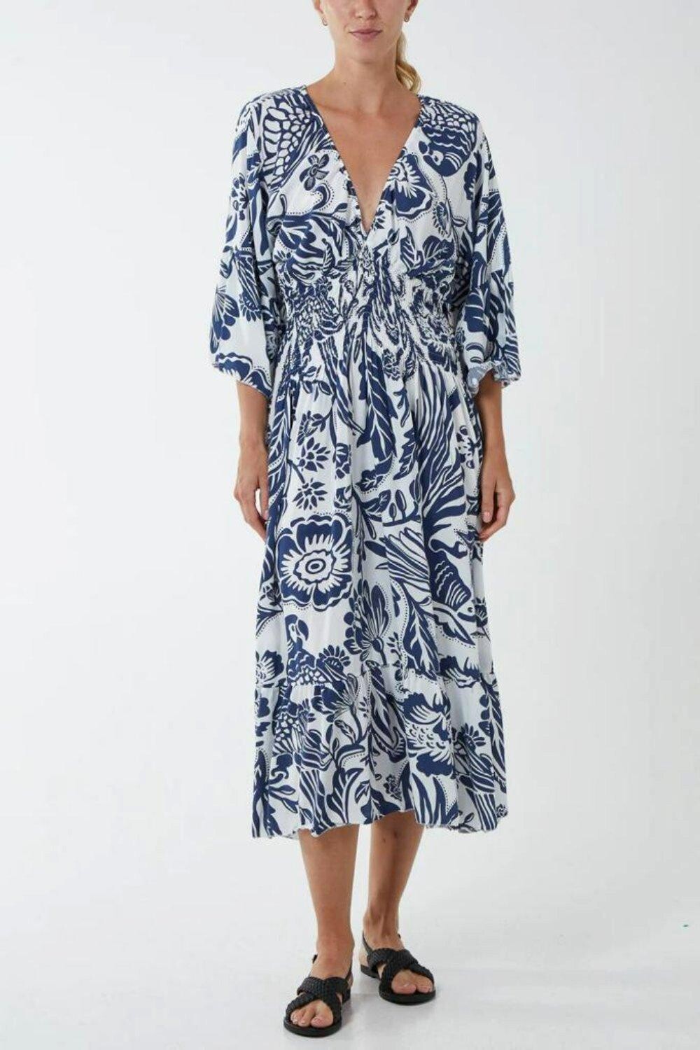 Платье миди оверсайз с V-образным вырезом и цветочным принтом HOXTON GAL, синий
Платье миди оверсайз с V-образным вырезом и цветочным принтом HOXTON GAL, синий