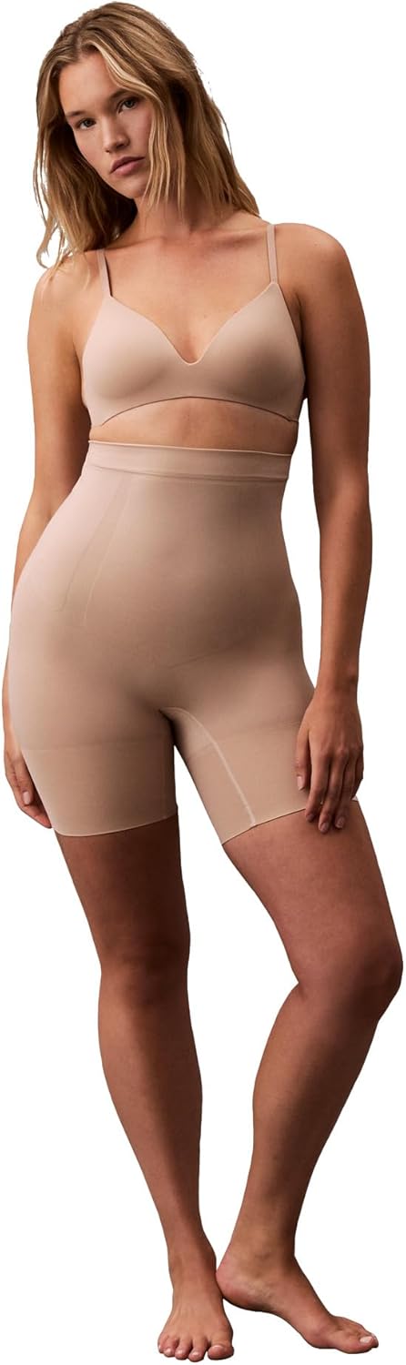 Утягивающее белье Calvin Klein для женщин Secure Sculpt с высокой талией и длиной до середины бедра, Cedar
Утягивающее белье Calvin Klein для женщин Secure Sculpt с высокой талией и длиной до середины бедра, Cedar