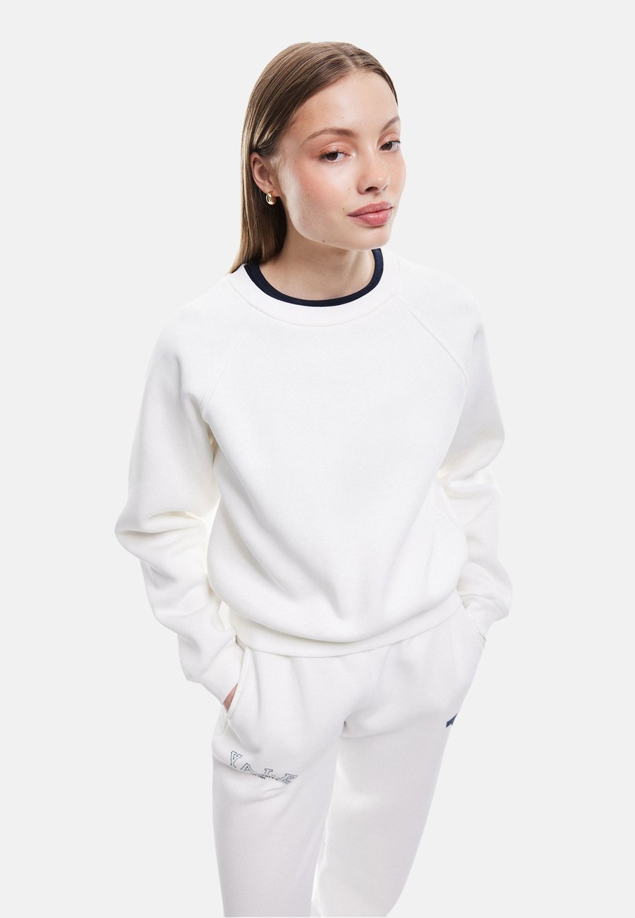 Толстовка Koton Sweatshirt, Beige
Толстовка Koton Sweatshirt, Beige