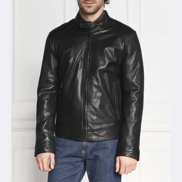 Кожаная куртка Peel2_w классического кроя Joop!, черный
Кожаная куртка Peel2_w классического кроя Joop!, черный