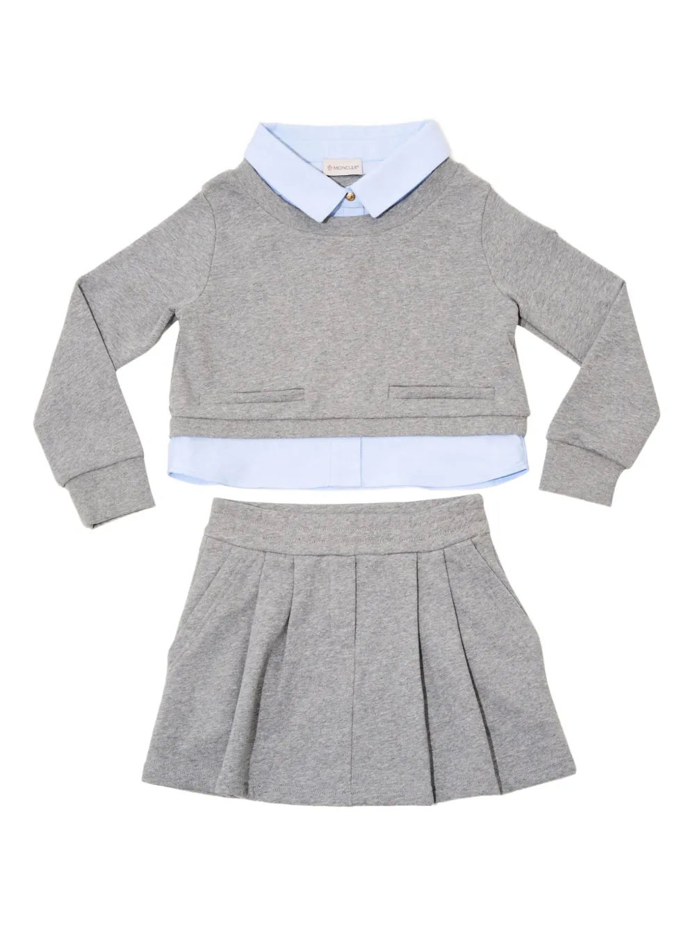 Комплект из хлопковой толстовки и юбки Moncler Enfant, серый
Комплект из хлопковой толстовки и юбки Moncler Enfant, серый