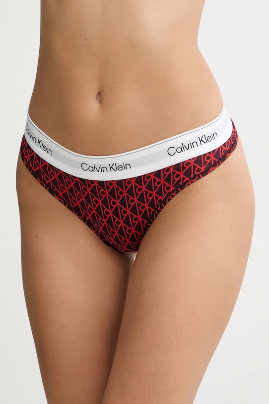 Стринги Calvin Klein Underwear, красный
Стринги Calvin Klein Underwear, красный