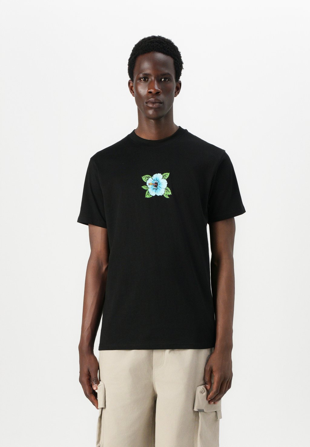 Футболка с принтом SCREAMING HIBISCUS FRONT UNISEX Santa Cruz, черный
Футболка с принтом SCREAMING HIBISCUS FRONT UNISEX Santa Cruz, черный