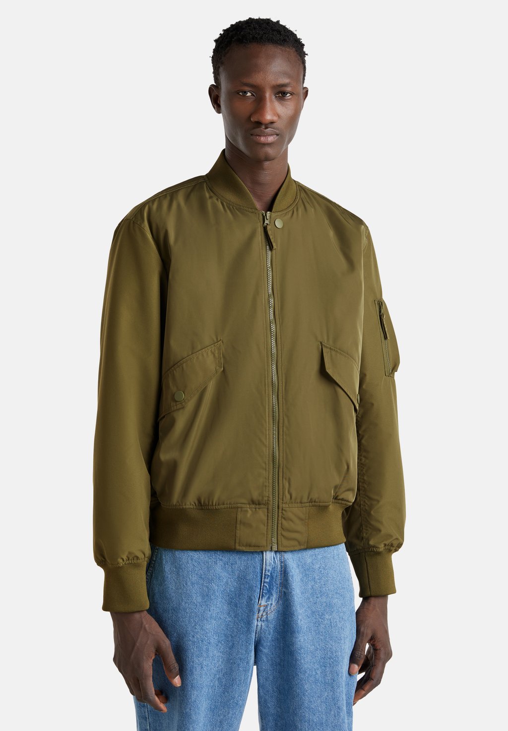 Куртка-бомбер PADDED United Colors of Benetton, зеленый
Куртка-бомбер PADDED United Colors of Benetton, зеленый