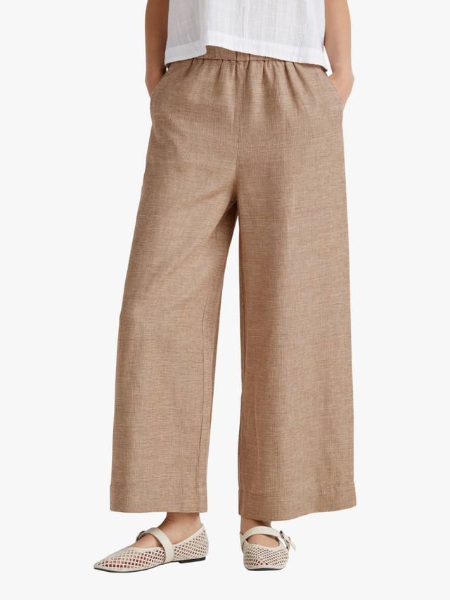 Широкие укороченные брюки миди из льняной смеси Benetton
Широкие укороченные брюки миди из льняной смеси Benetton