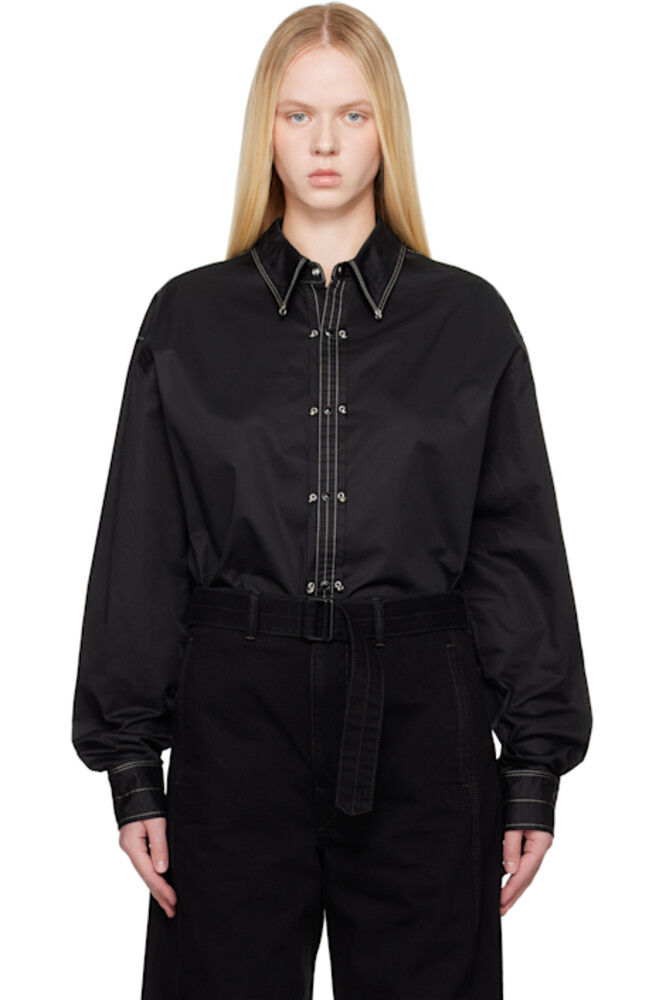 Черная рубашка с металлическим декором LEMAIRE 
Черная рубашка с металлическим декором LEMAIRE