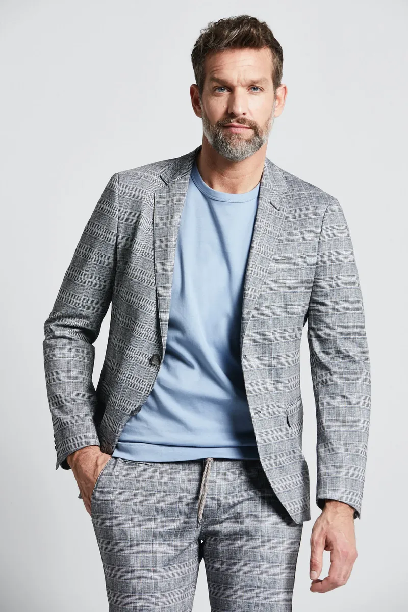 Куртка bugatti с разрезом по бокам, серый
Куртка bugatti с разрезом по бокам, серый