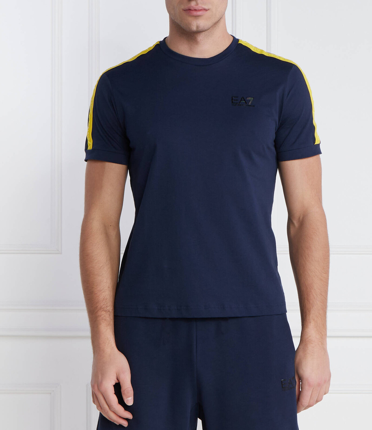 Футболка EA7 Regular Fit, темно-синий
Футболка EA7 Regular Fit, темно-синий