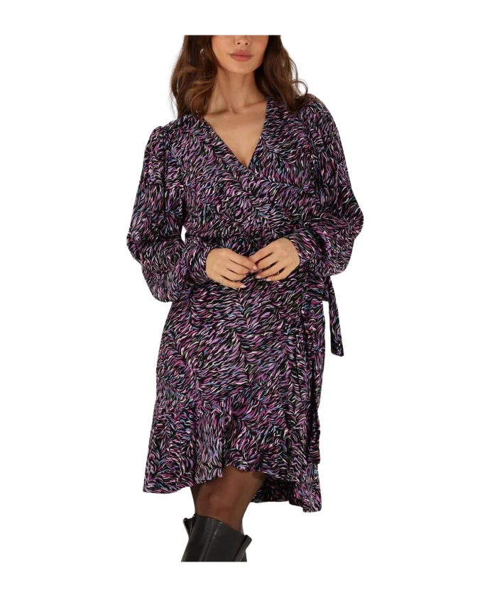 Красочное мини платье в стиле ровенда Freebird, мультиколор
Красочное мини платье в стиле ровенда Freebird, мультиколор