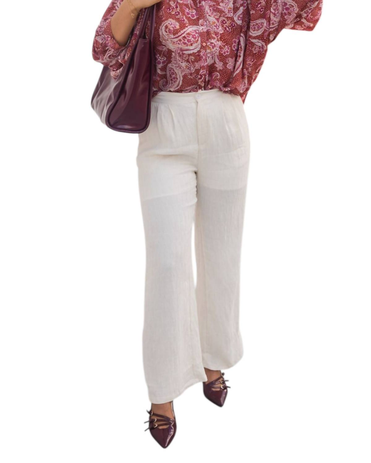 Широкие брюки Anastasia в кремовом цвете C'isa
Широкие брюки Anastasia в кремовом цвете C'isa