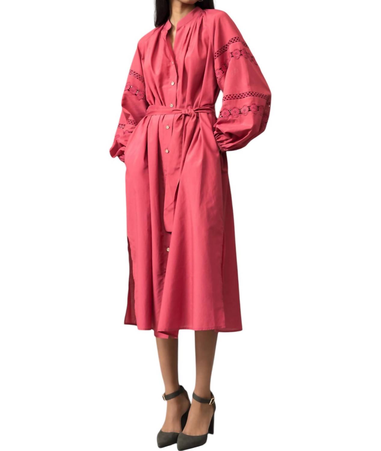 Платье Lyla в малиновом цвете EMILY LOVELOCK
Платье Lyla в малиновом цвете EMILY LOVELOCK