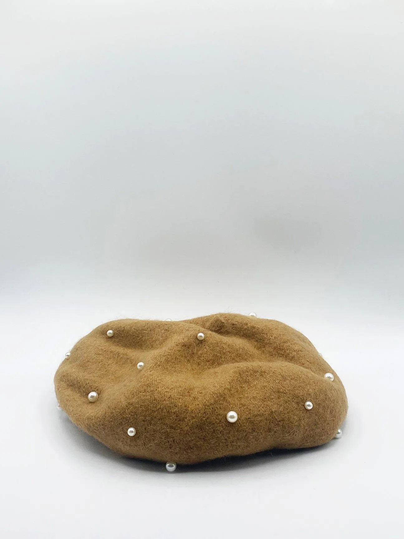 Оранжевый берет с искусственным жемчугом SVNX, оранжевый
Оранжевый берет с искусственным жемчугом SVNX, оранжевый