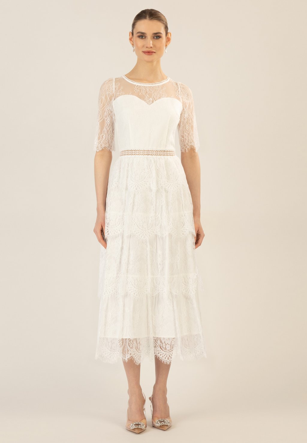 Коктейльное/вечернее платье Apart, белый
Коктейльное/вечернее платье Apart, белый