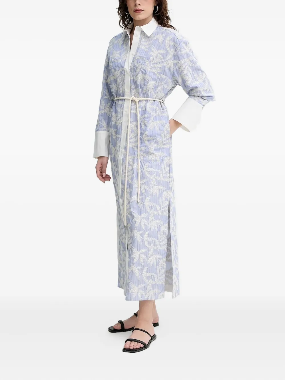 Платье-рубашка в полоску, расшитое листьями MUNTHE, синий
Платье-рубашка в полоску, расшитое листьями MUNTHE, синий