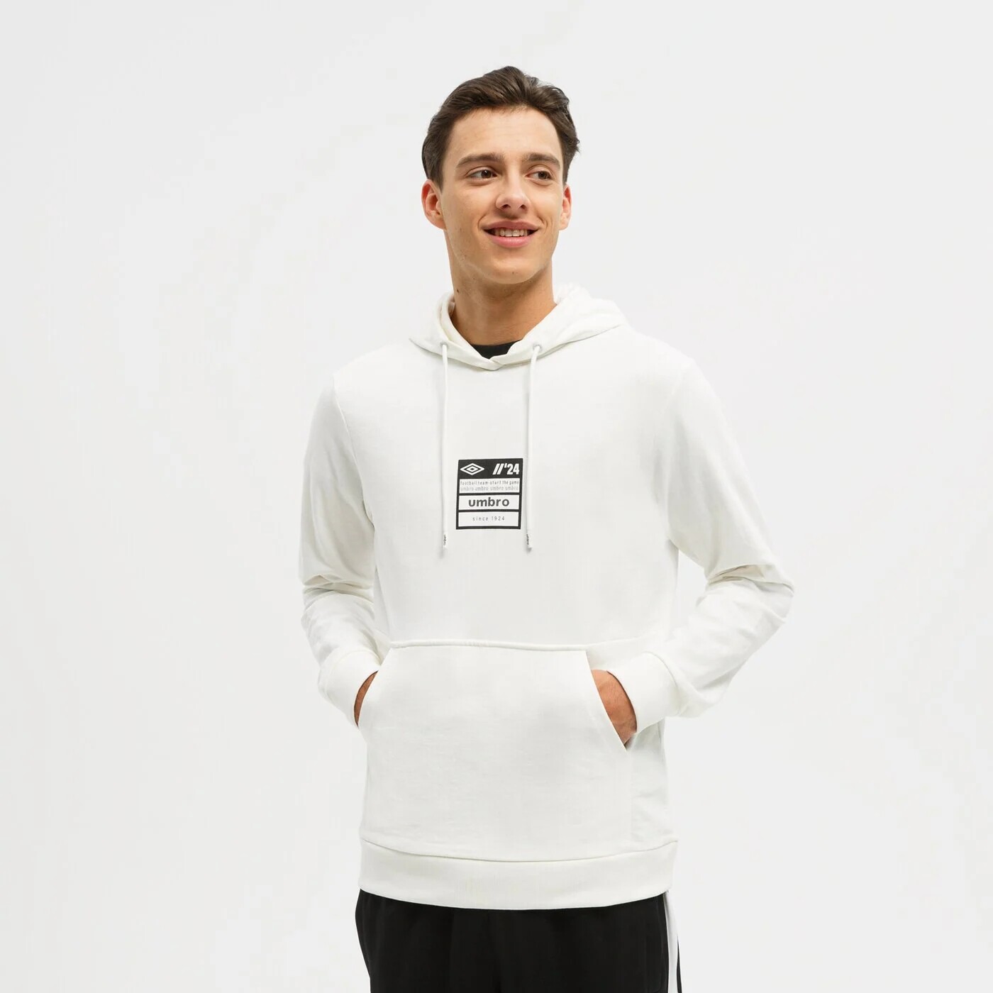 Толстовка Umbro Kendall, белый
Толстовка Umbro Kendall, белый