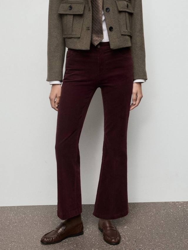 Джинсы Jolene расклешенные из вельвета Mango, Dark Red
Джинсы Jolene расклешенные из вельвета Mango, Dark Red