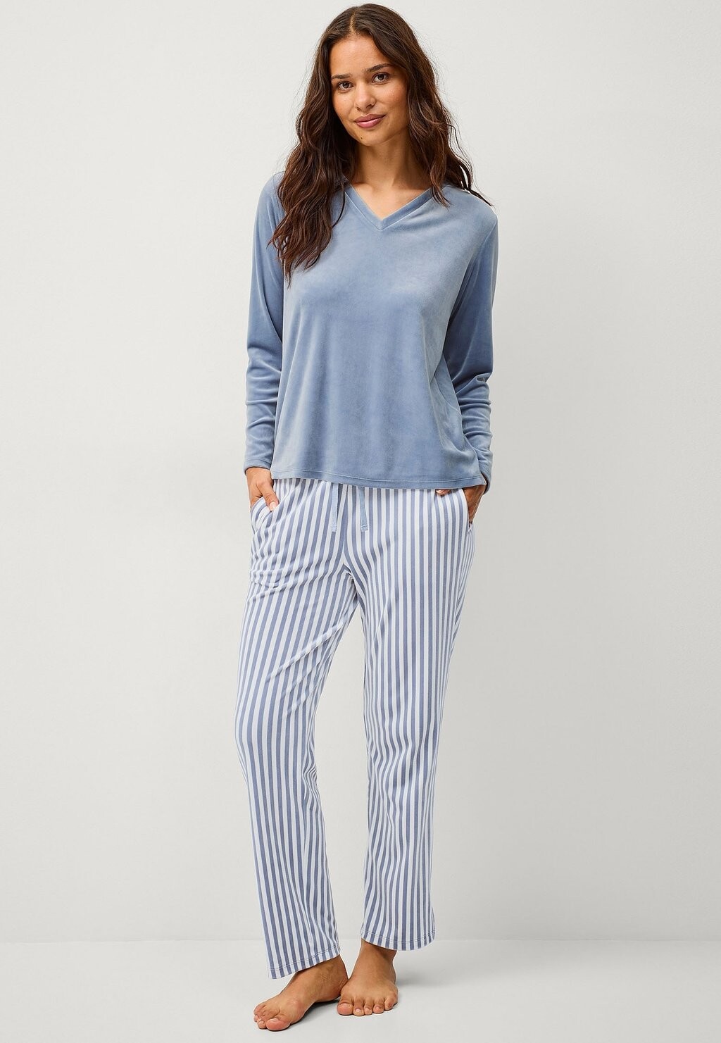Пижамный комплект SET Ellos Collection, синий
Пижамный комплект SET Ellos Collection, синий