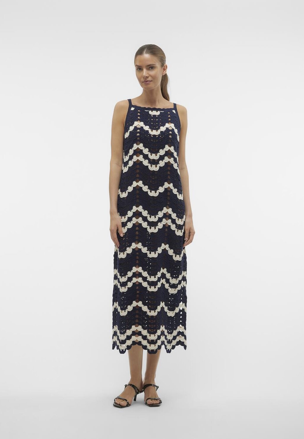 Трикотажное платье VMVENUS 7/8 DRESS Vero Moda, цвет navy blazerdetail/birch
Трикотажное платье VMVENUS 7/8 DRESS Vero Moda, цвет navy blazerdetail/birch