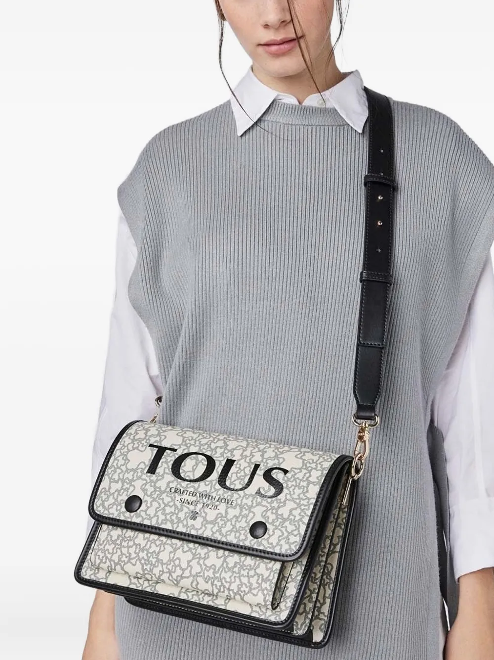 Сумка через плечо с логотипом TOUS, нейтральный
Сумка через плечо с логотипом TOUS, нейтральный