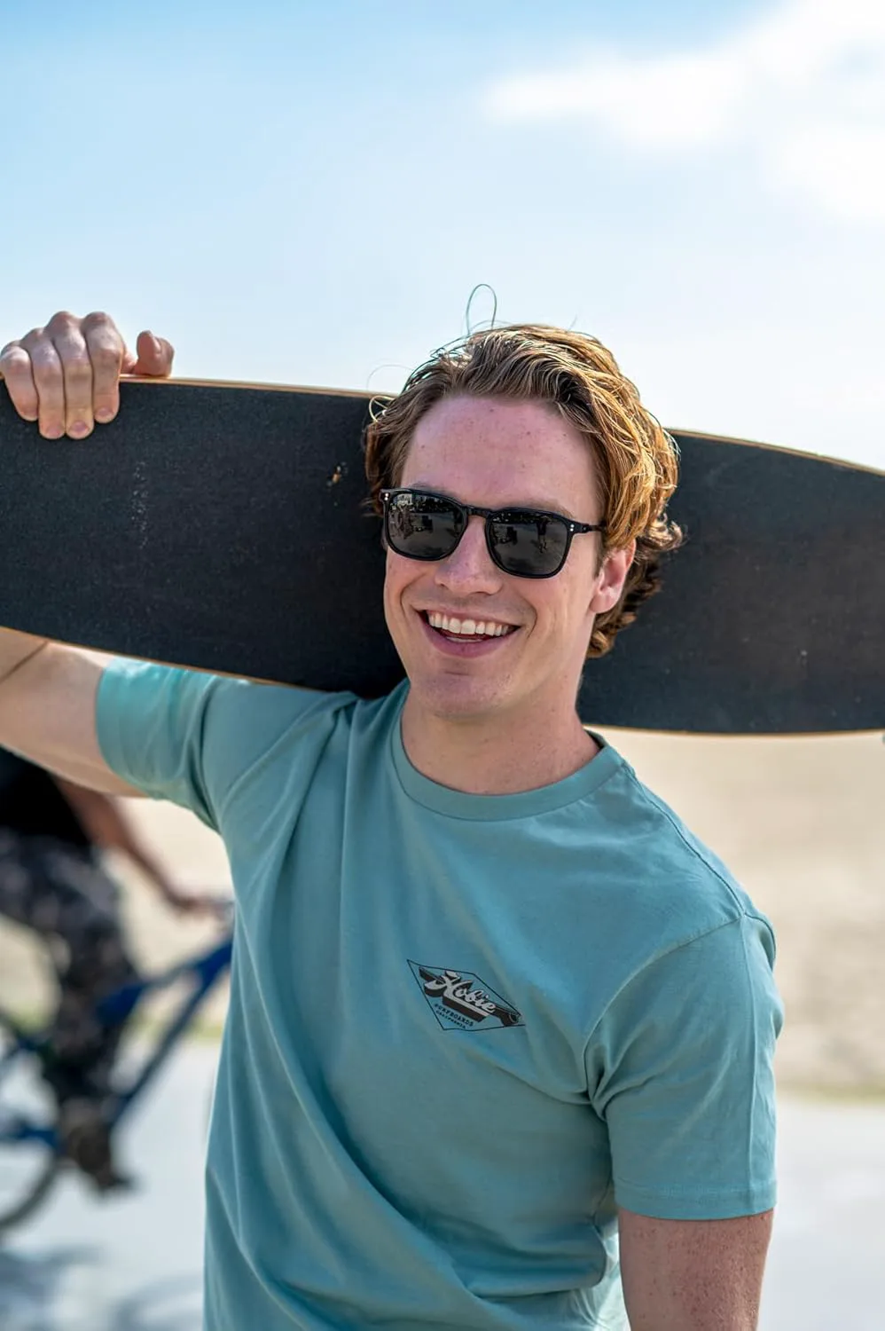 Солнцезащитные очки Hobie Cortez с поляризацией - солнцезащитные очки для активного отдыха с линзами HydroClean для мужчин и женщин, Wood Grain Fade Frame / Grey Lens
Солнцезащитные очки Hobie Cortez с поляризацией - солнцезащитные очки для активного отдыха с линзами HydroClean для мужчин и женщин, Wood Grain Fade Frame / Grey Lens