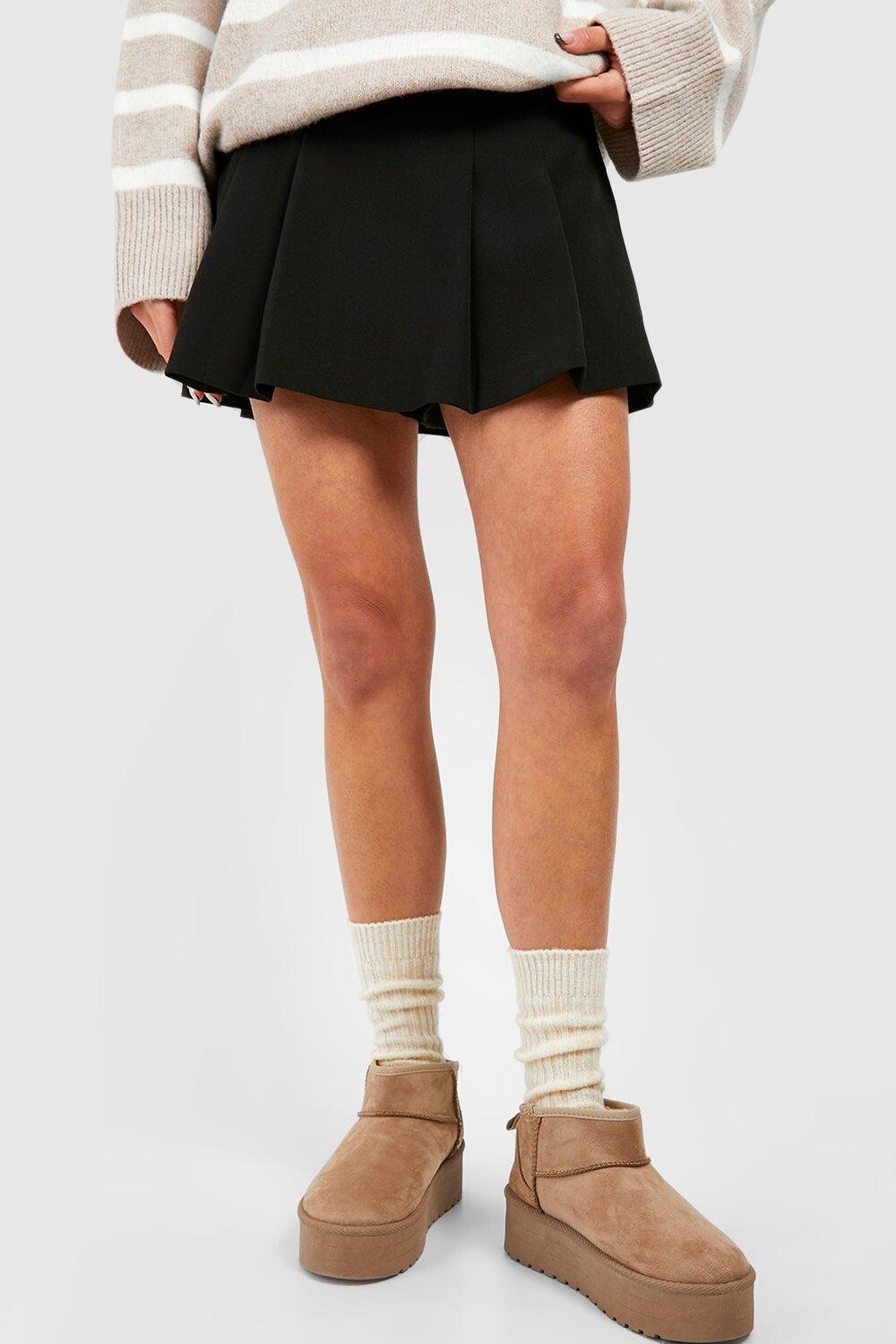 Одинарный вязаный носок кремового цвета в рубчик boohoo, белый
Одинарный вязаный носок кремового цвета в рубчик boohoo, белый