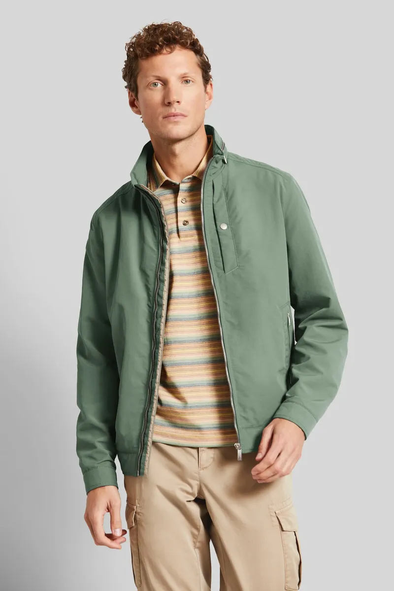 Блузон bugatti, без капюшона, со структурой, цвет Moos
Блузон bugatti, без капюшона, со структурой, цвет Moos