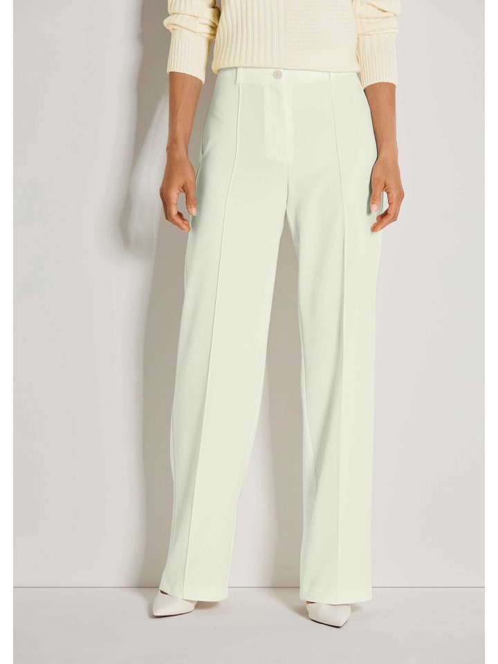 MADELEINE Элегантные широкие брюки жемчужно-белого цвета с отглаженными краями
MADELEINE Элегантные широкие брюки жемчужно-белого цвета с отглаженными краями