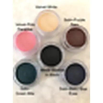 Атласные кремовые тени для век Clarins — полноразмерные и в упаковке
Атласные кремовые тени для век Clarins — полноразмерные и в упаковке