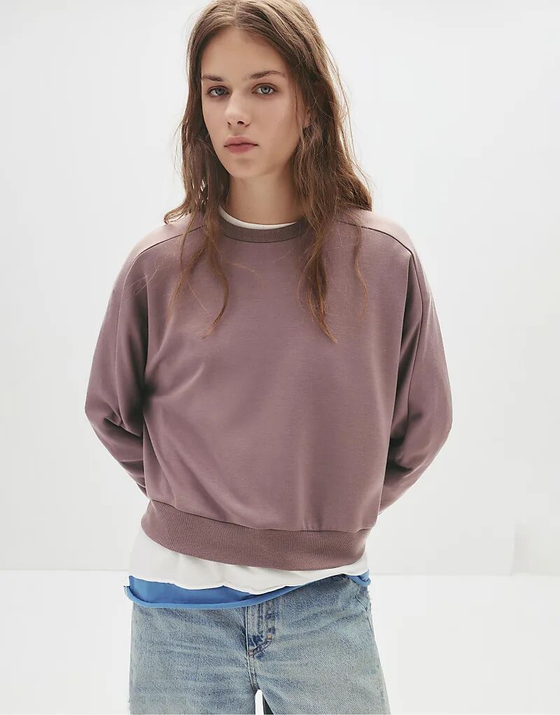 Свитшот Pull&Bear Plain с круглым вырезом в цвете пыльно-розовый
Свитшот Pull&Bear Plain с круглым вырезом в цвете пыльно-розовый
