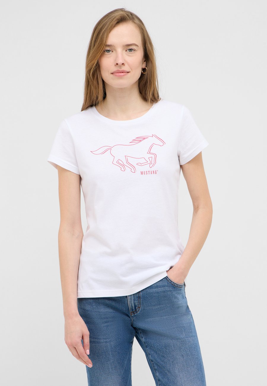 Футболка Mustang STYLE LOA, Weiß/White
Футболка Mustang STYLE LOA, Weiß/White