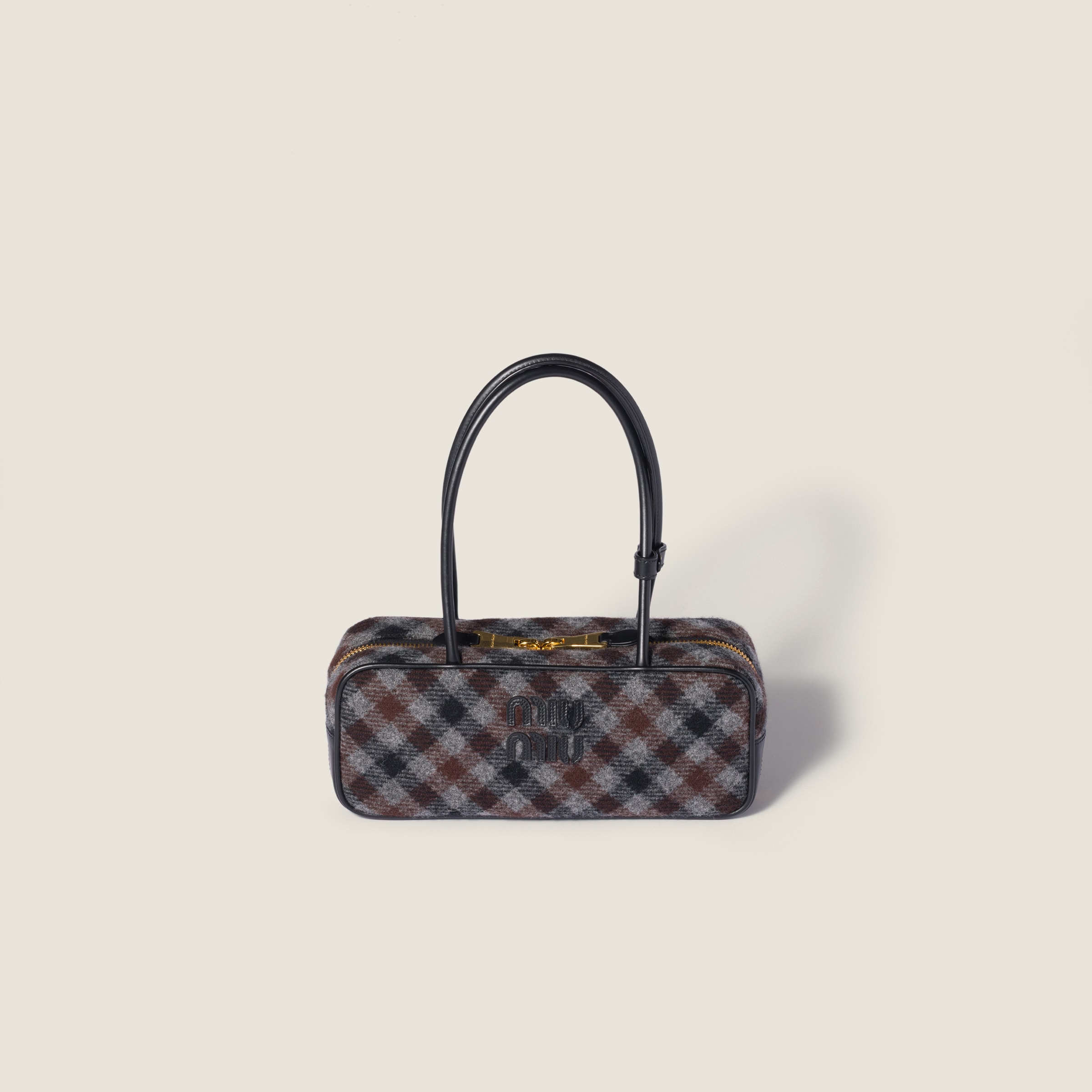 Сумка beau из клетчатой ткани и кожи MIU MIU, сланцево-серый / какао-коричневый
Сумка beau из клетчатой ткани и кожи MIU MIU, сланцево-серый / какао-коричневый