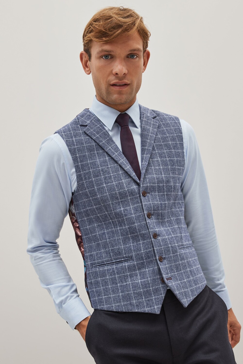 Жилет из смесовой шерсти с клетчатым узором Next, синий
Жилет из смесовой шерсти с клетчатым узором Next, синий