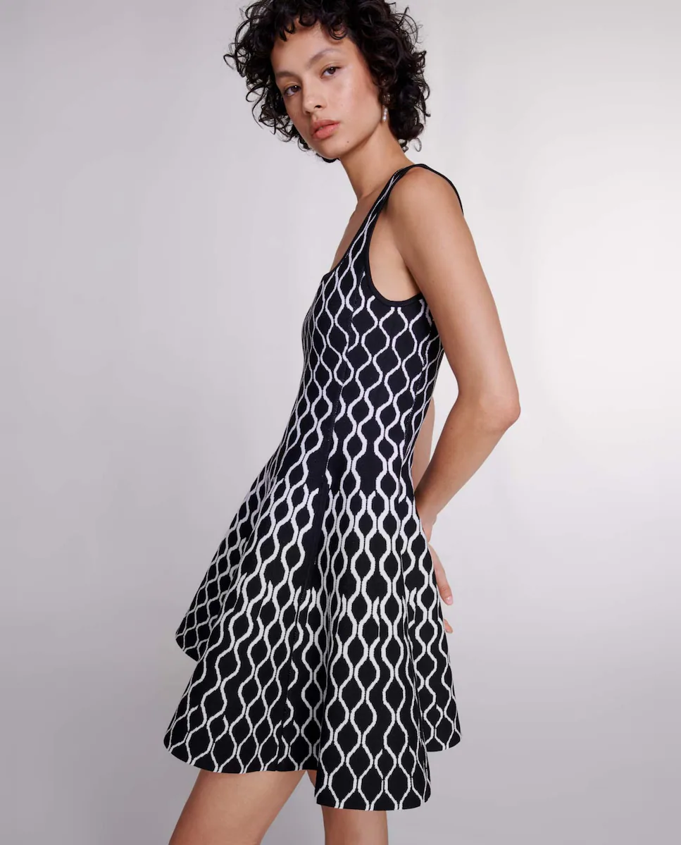 Короткое трикотажное платье с карманами Maje, мультиколор
Короткое трикотажное платье с карманами Maje, мультиколор