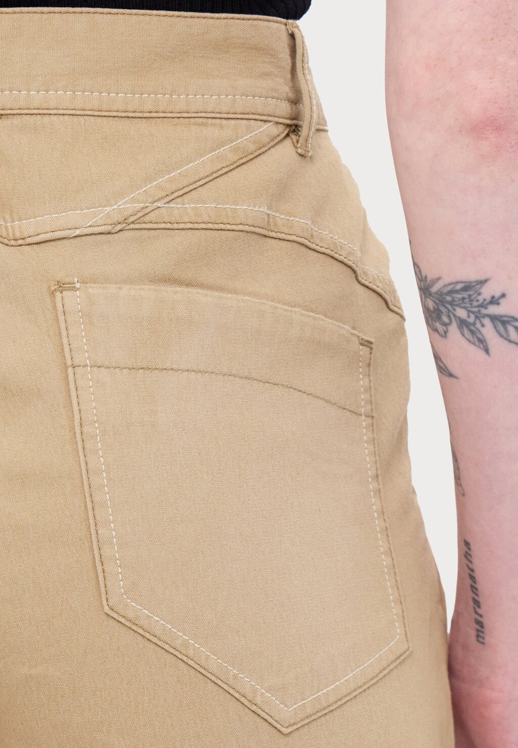 Брюки FUXIA MAX&Co., нюд
Брюки FUXIA MAX&Co., нюд