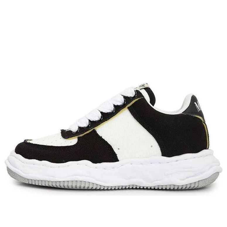 Maison Mihara Yasuhiro Wayne OG Sole Canvas Low 'Black White'
Maison Mihara Yasuhiro Wayne OG Sole Canvas Low 'Black White'
