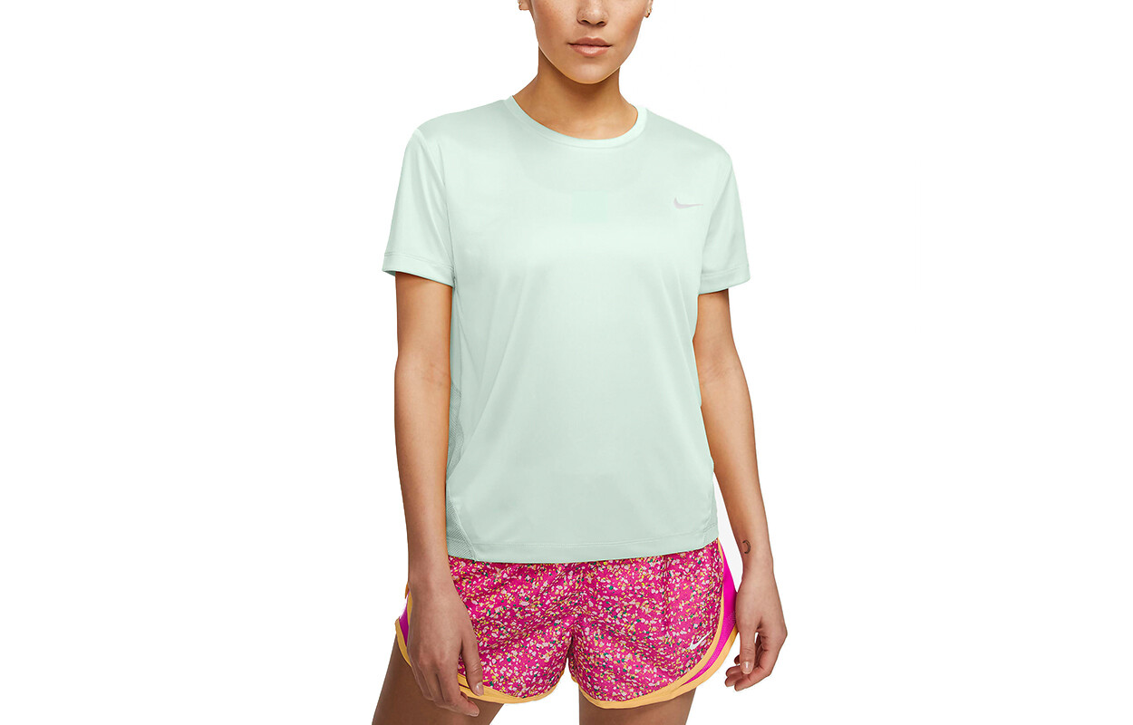 Футболка Nike Miler Short-Sleeve Running AJ8122-394, зеленый
Футболка Nike Miler Short-Sleeve Running AJ8122-394, зеленый