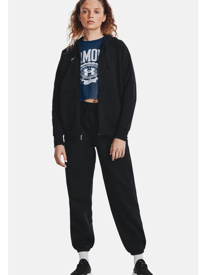 Under Armour Черная толстовка
Under Armour Черная толстовка