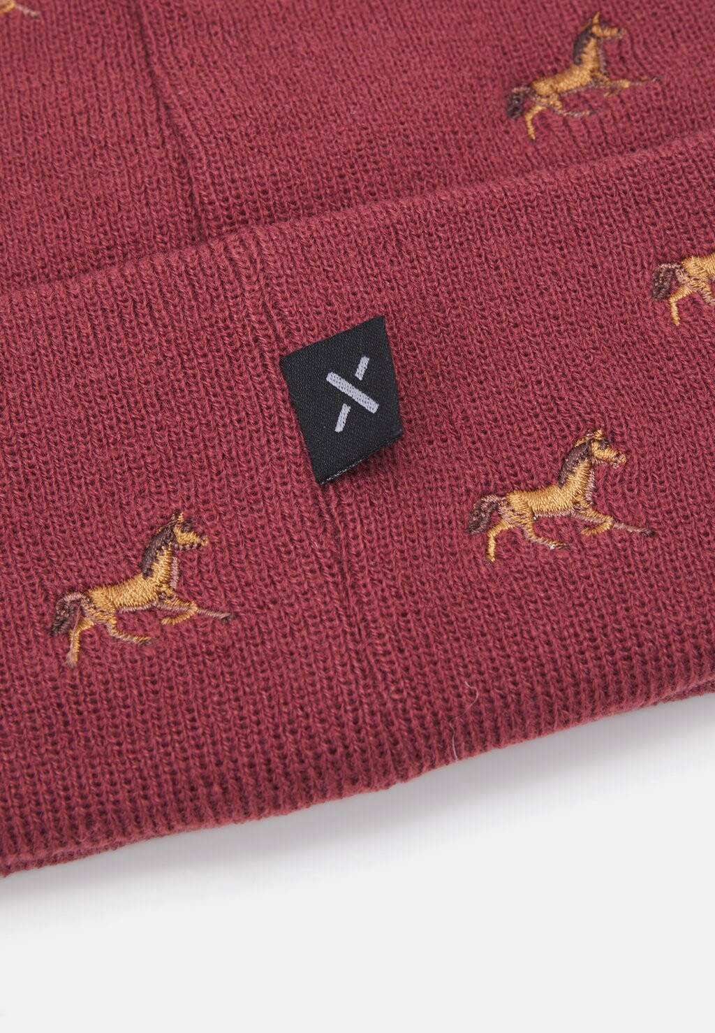 Шапка KIDS HAT HORSE UNISEX maximo, темно-красный
Шапка KIDS HAT HORSE UNISEX maximo, темно-красный