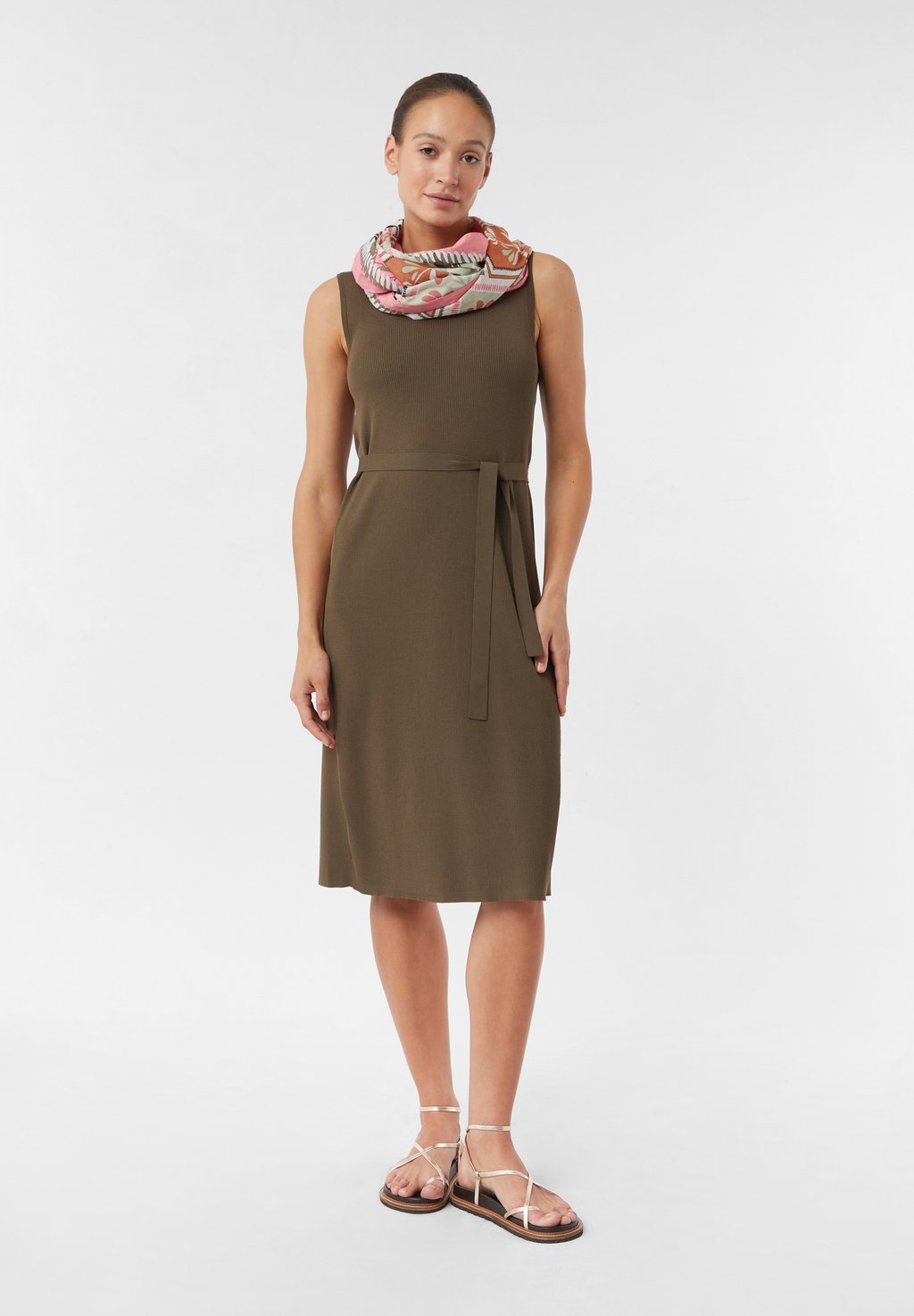 Шарф comma, розовый
Шарф comma, розовый