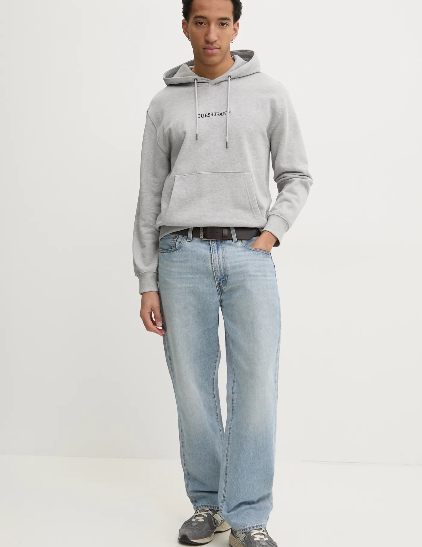 Толстовка Guess Jeans, серый
Толстовка Guess Jeans, серый