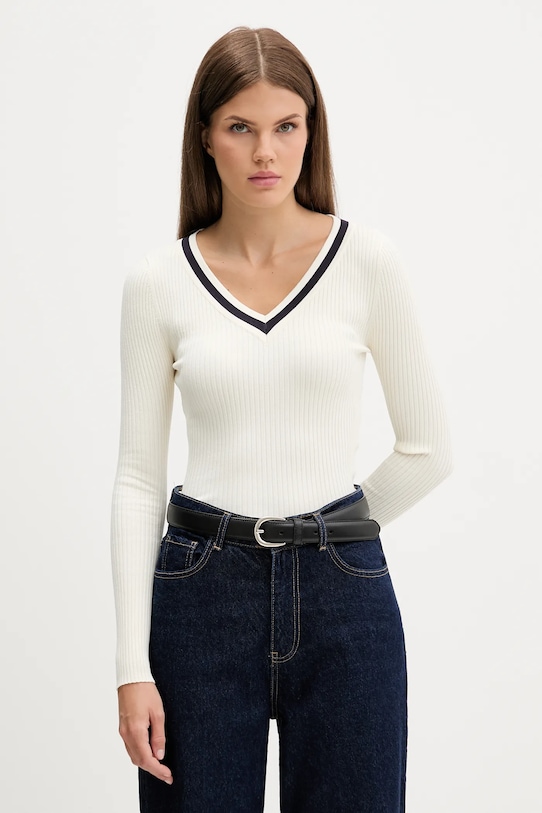 Свитер Guess Jeans, бежевый
Свитер Guess Jeans, бежевый