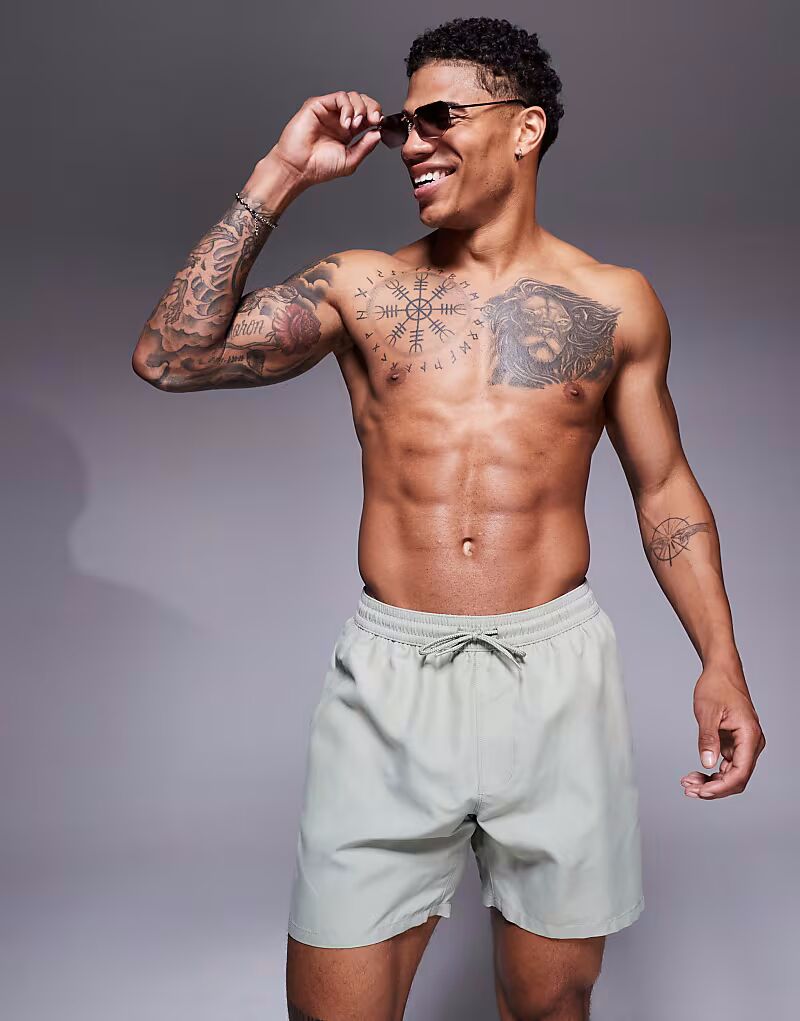 Плавки-шорты ASOS DESIGN средней длины в цвете шалфея
Плавки-шорты ASOS DESIGN средней длины в цвете шалфея