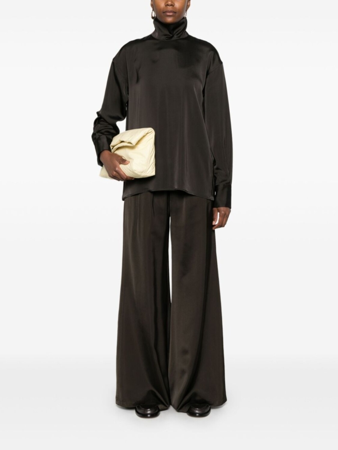 Fabiana Filippi атласная рубашка, черный
Fabiana Filippi атласная рубашка, черный