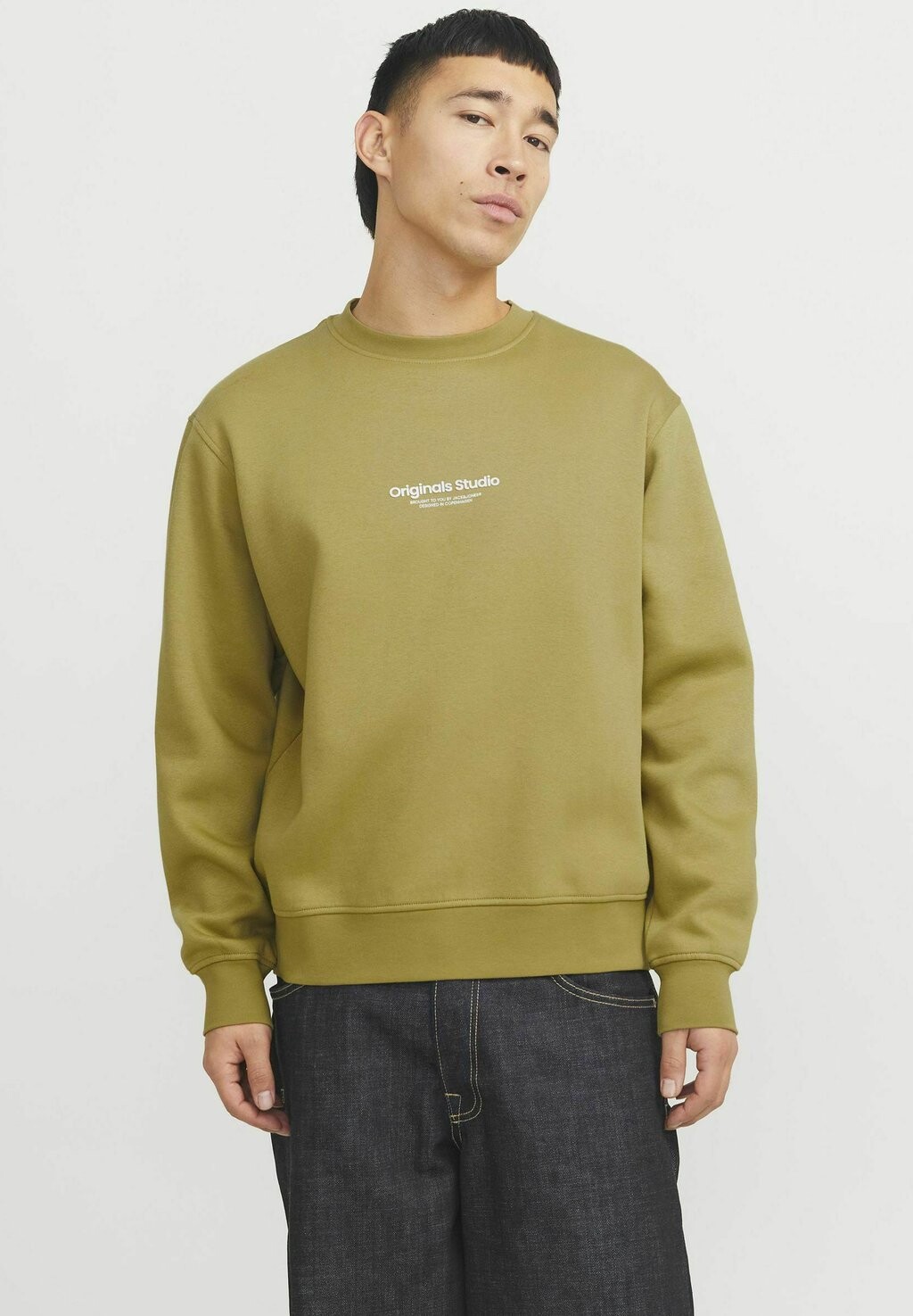 Толстовка JORVESTERBRO CREW NECK Jack & Jones, оливковый
Толстовка JORVESTERBRO CREW NECK Jack & Jones, оливковый