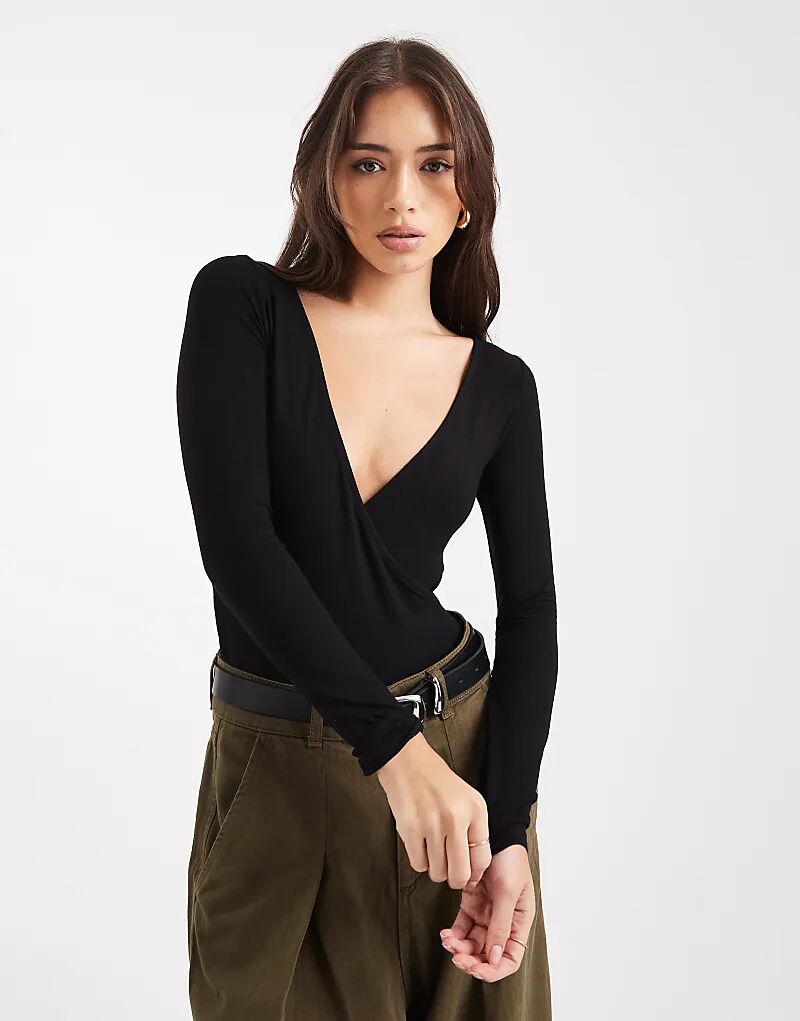 Боди Miss Selfridge с длинными рукавами и запахом, черного цвета
Боди Miss Selfridge с длинными рукавами и запахом, черного цвета