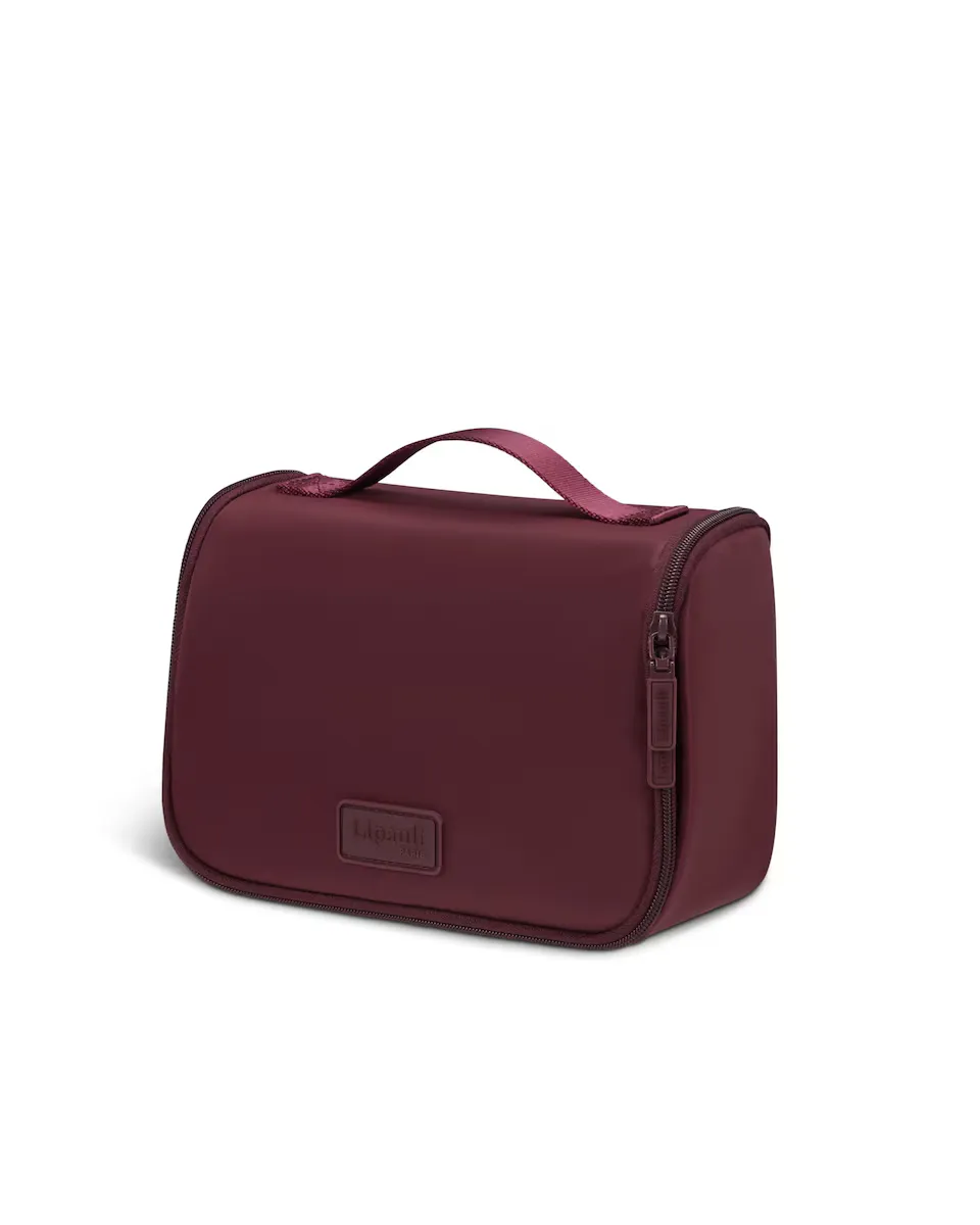 Бордовая водостойкая женская косметичка Plume Accessoires Lipault, бордовый
Бордовая водостойкая женская косметичка Plume Accessoires Lipault, бордовый