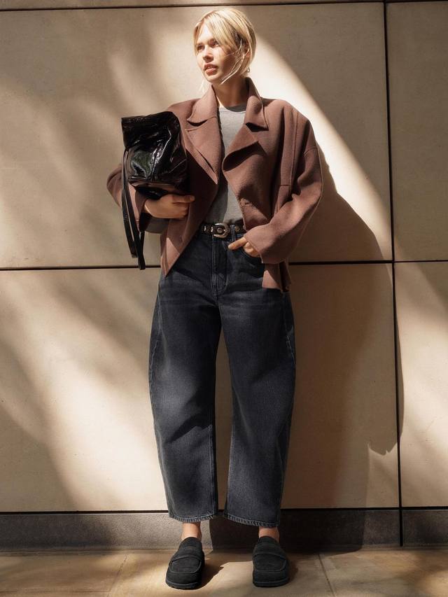 Джинсы cordelia с бочкообразными ножками HUSH, цвет Washed Grey
Джинсы cordelia с бочкообразными ножками HUSH, цвет Washed Grey